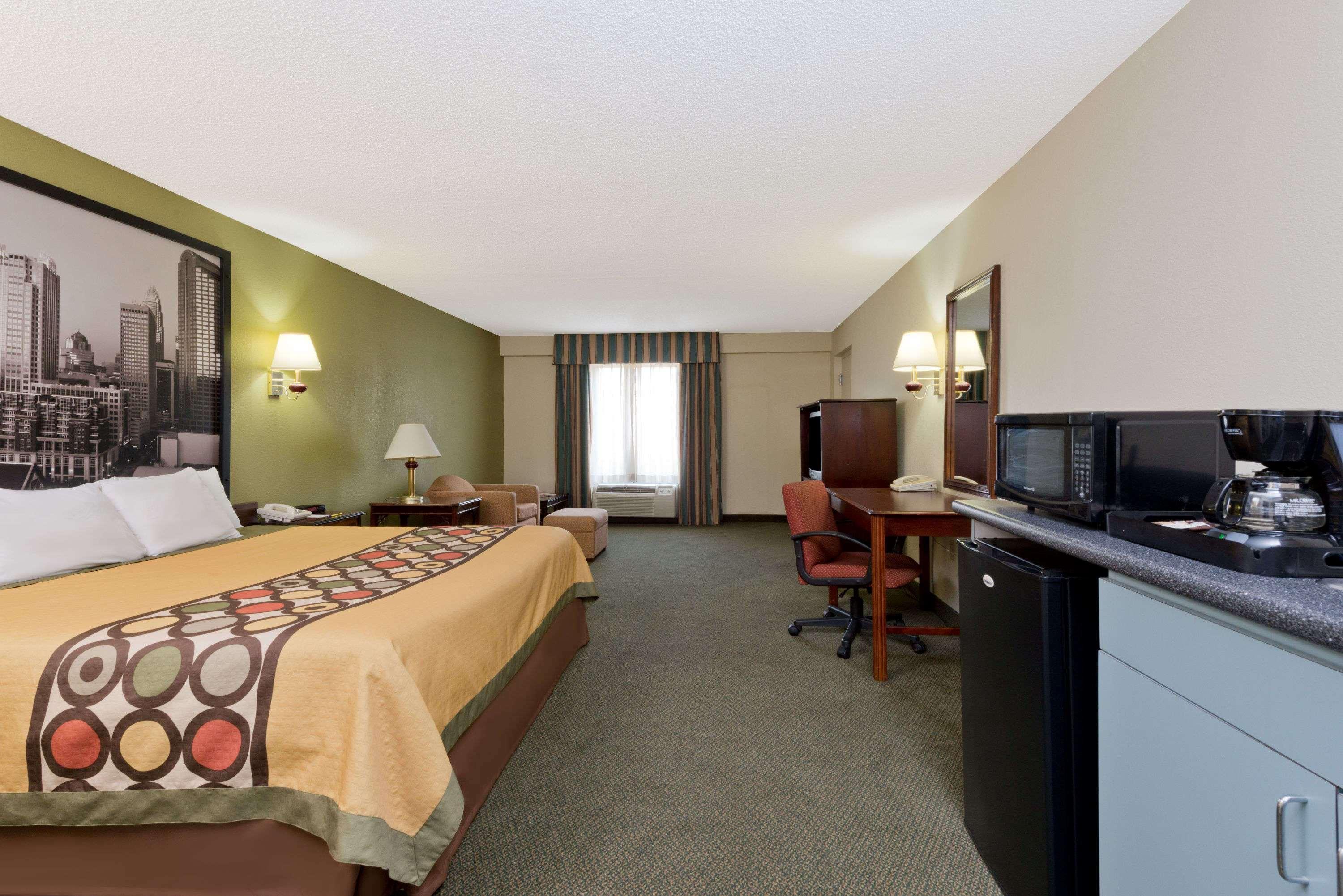 Super 8 By Wyndham Huntersville/Charlotte Area Luaran gambar