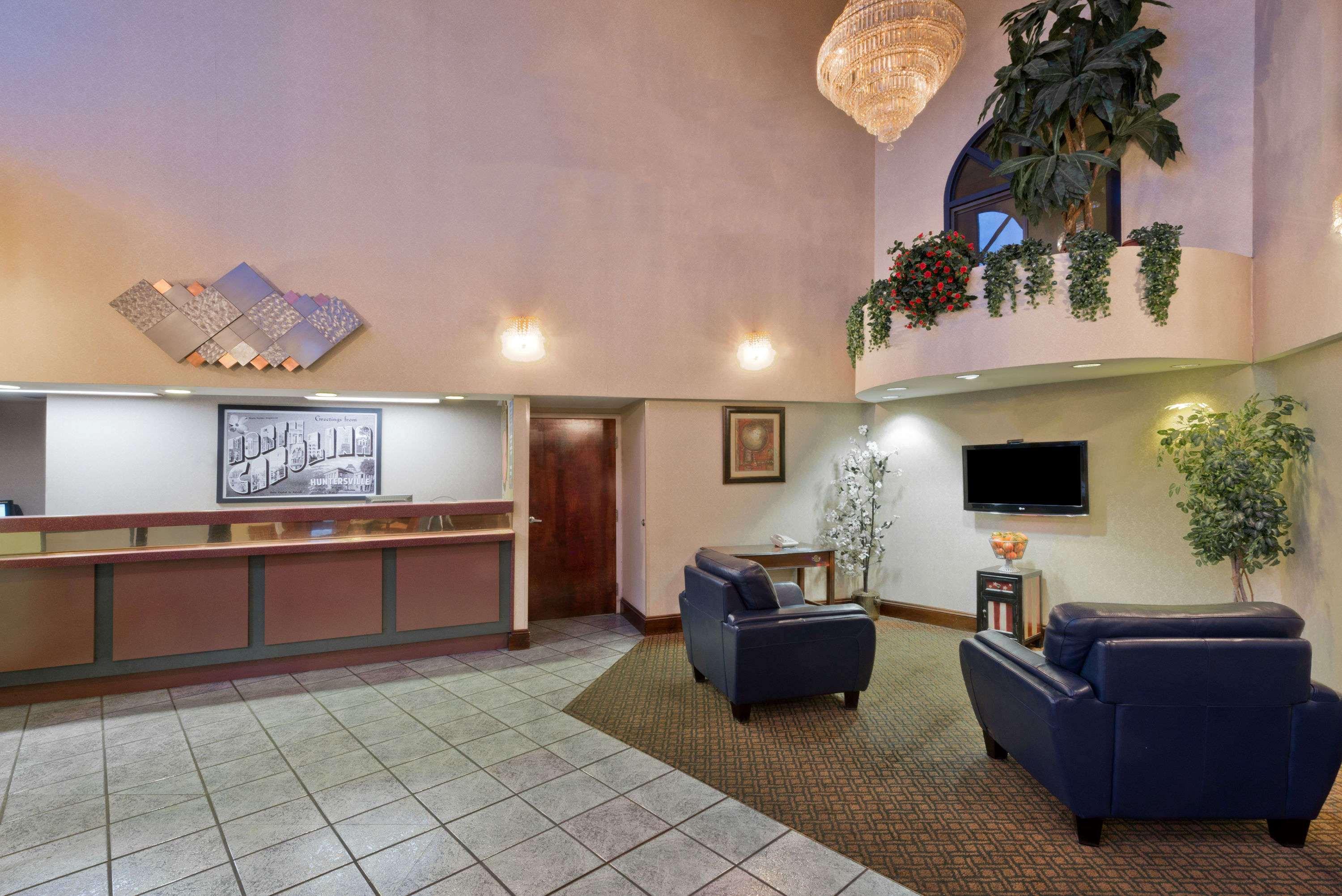 Super 8 By Wyndham Huntersville/Charlotte Area Luaran gambar
