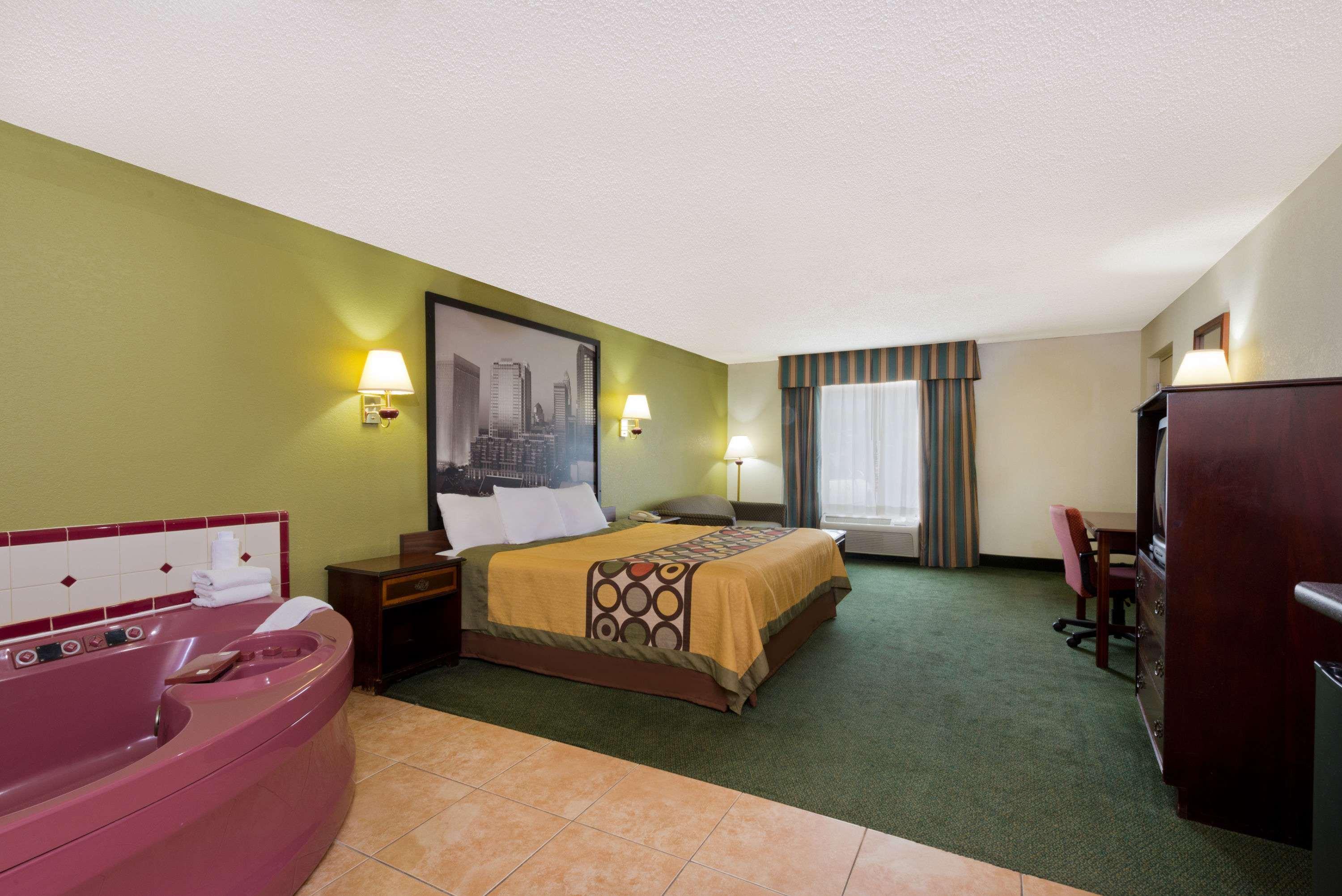 Super 8 By Wyndham Huntersville/Charlotte Area Luaran gambar